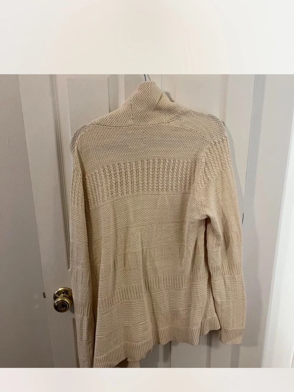 Abercrombie & Fitch Cream Shawl Collar Knit Cardigan